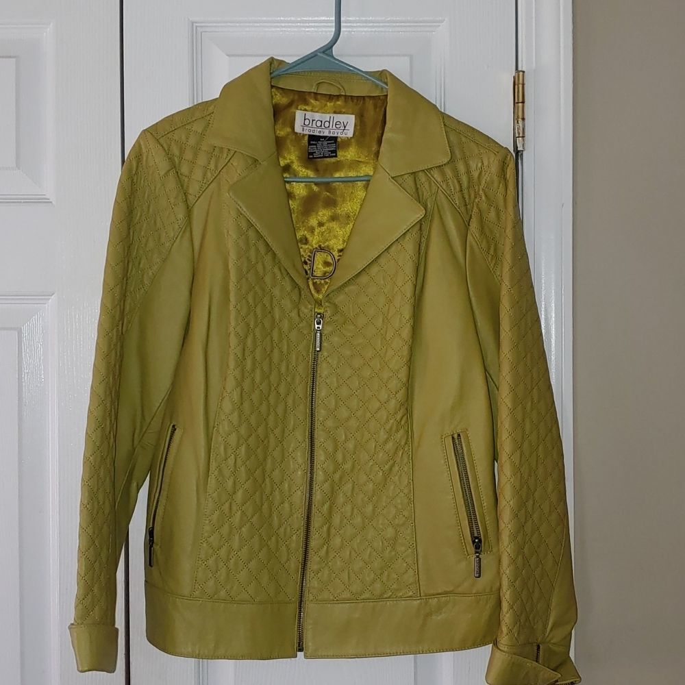 Bradley Bayou  Avacado coloe  leather jacket Sz M